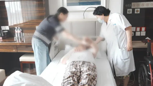 帕金森合并乳腺癌案例图2