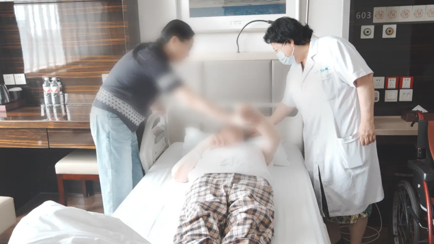 帕金森合并乳腺癌案例图2